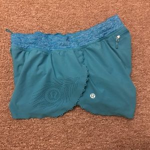 Lululemon short
